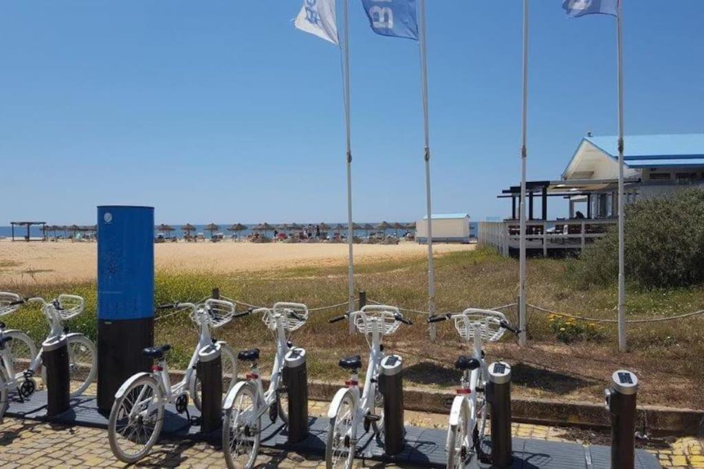 Lindo Apartamento Junto A Praia E A Marina De Vilamoura Com Piscina E Wi-Fi 奎特里拉 外观 照片